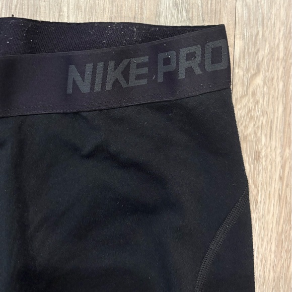 Nike Black Pro Women's Compression Leggings - Picture 3 of 3